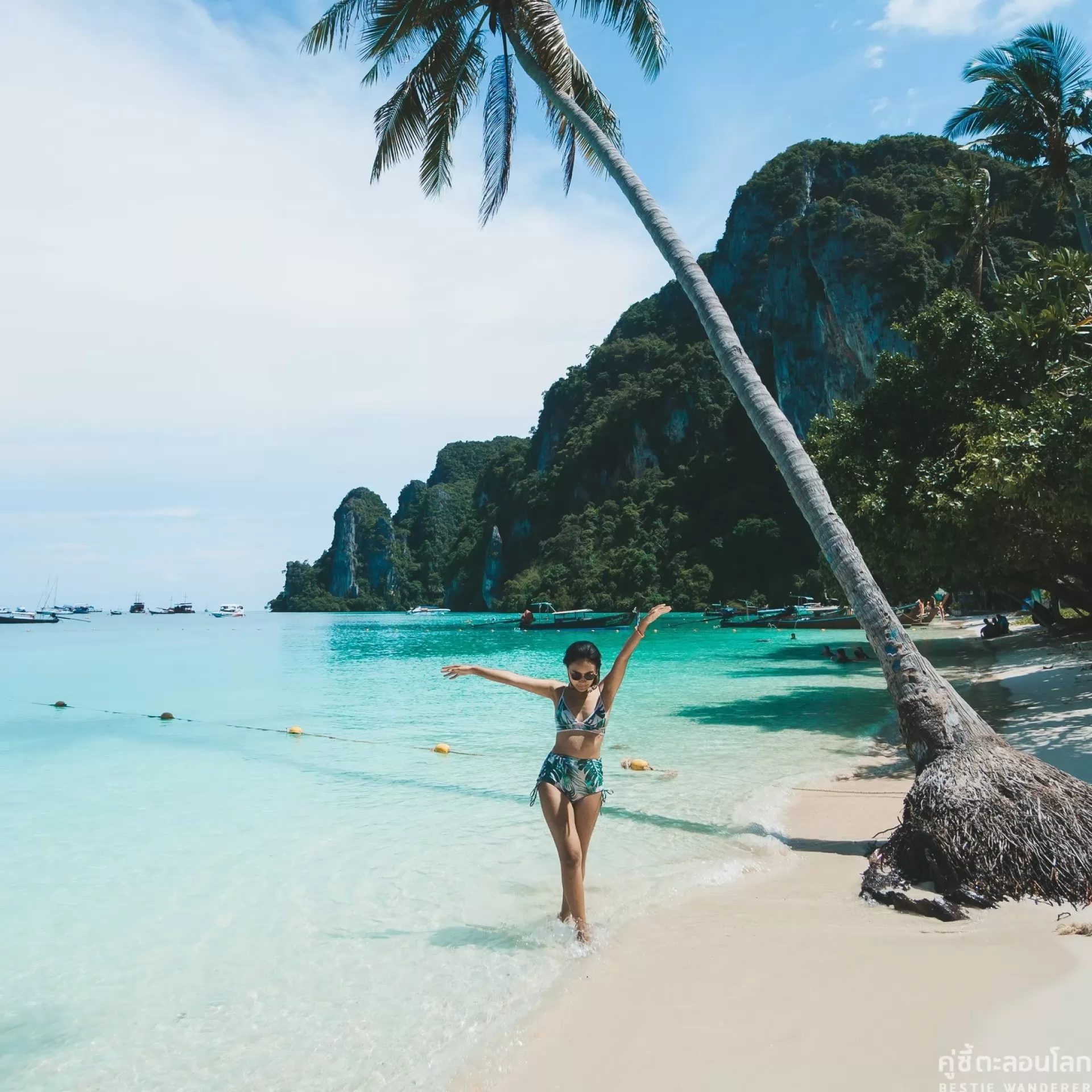 Phi Phi island big boat