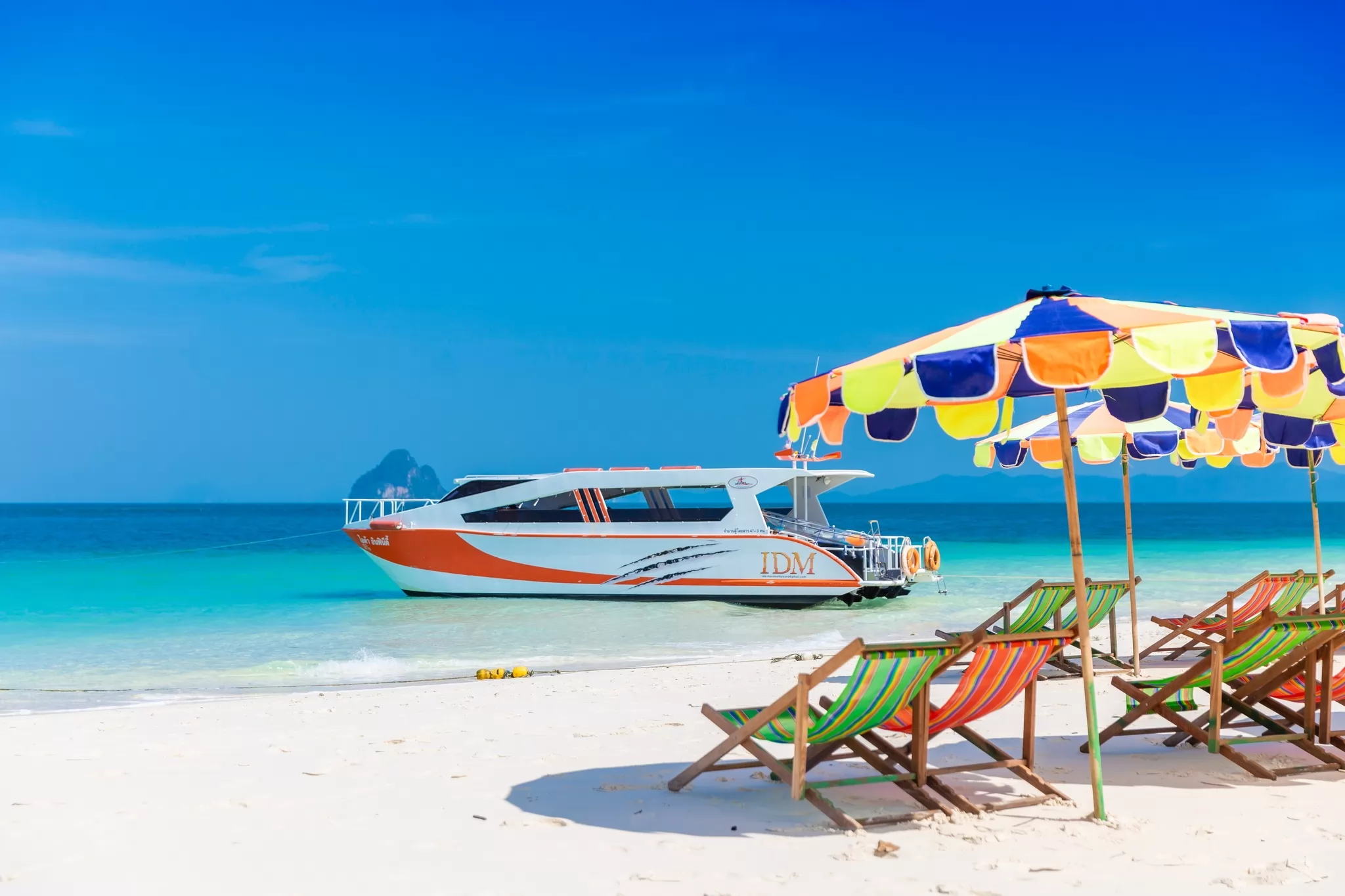 phi phi khai catamaran